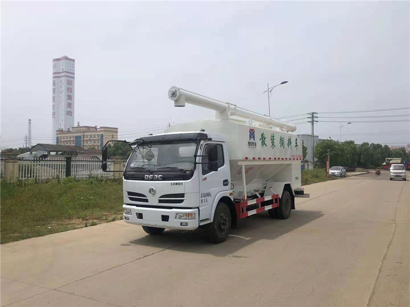 東風(fēng)福瑞卡17方散裝飼料車(chē)廠(chǎng)家直銷(xiāo)